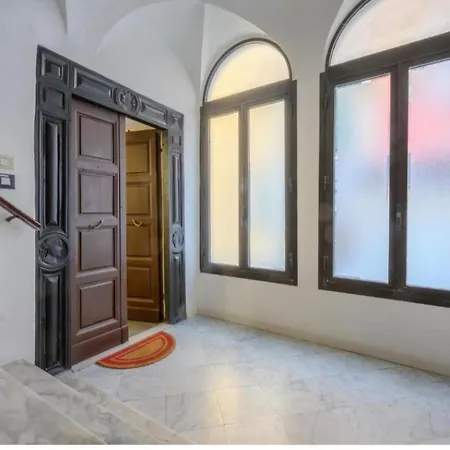 Sotto La Mansarda